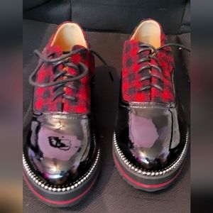 BETSEY JOHNSON CHUNKY OXFORD - PLAID MULTI